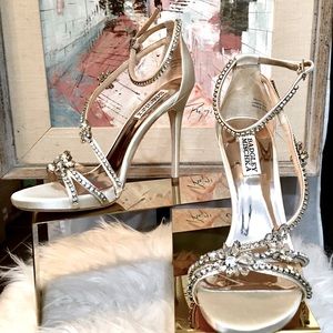 NIB! Badgley Mischka Ivory Satin Jeweled Strappy Sandals. Size 7.5 Never worn.